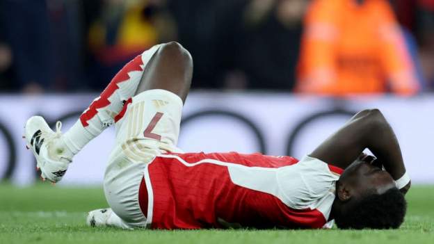 'A kid's mistake' - were Arsenal and Bayern denied clear penalties?