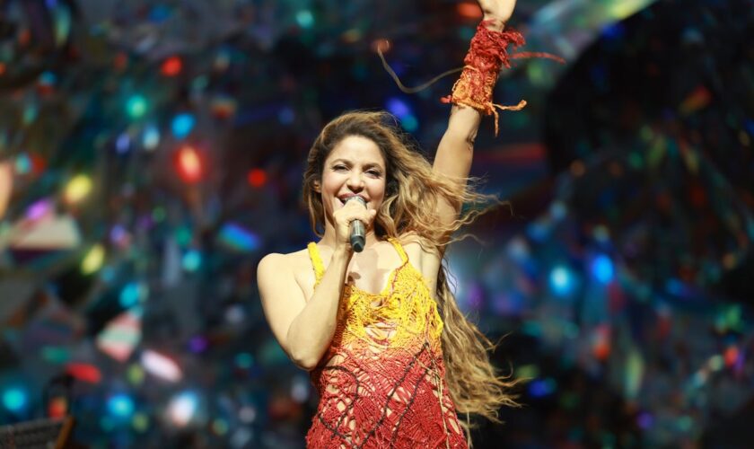 Coachella 2024 live: Shakira and Becky G appear as surprise guests ahead of Lana Del Rey set