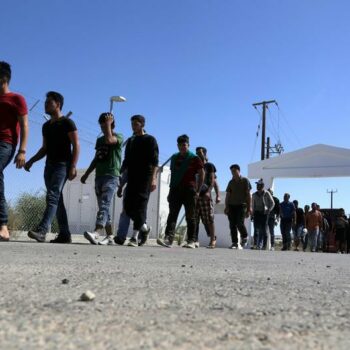 Cyprus suspends Syrian asylum applications