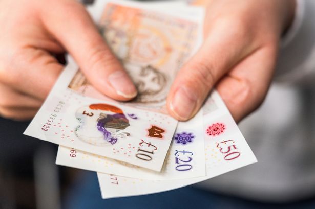 DWP's new Universal Credit £812 Budgeting Advance Loan doesn't have to be repaid for years