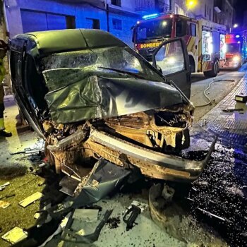 Dos muertos y tres heridos, entre ellos una niña de dos años, tras estrellarse el coche en el que viajaban  contra una vivienda en Jérica (Castellón)