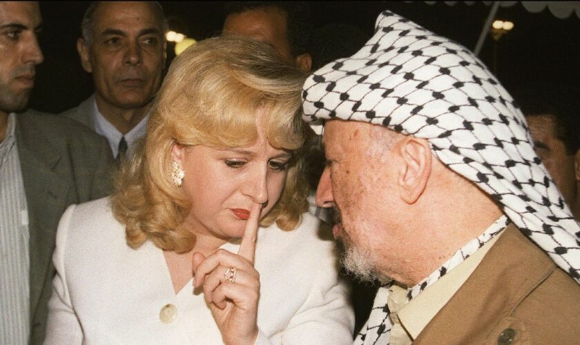Faire accoucher la femme de Yasser Arafat à Gaza, le coup diplomatique raté de la France