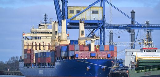 Rostock: Frachter aus Russland darf Hafen verlassen