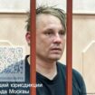 Russia: Navalny-linked journalists arrested over 'extremism'