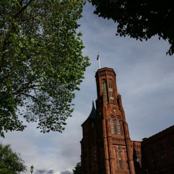 Smithsonian staff fear drag clampdown after GOP questioning, emails show