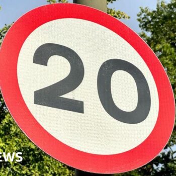 Wales must hold nerve on 20mph, say cycling groups