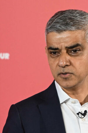 Royaume-Uni : Sadiq Khan réélu maire de Londres pour un 3e mandat, débâcle des conservateurs