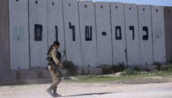 Israël ferme le passage de Kerem Shalom après une attaque mortelle revendiquée par le Hamas