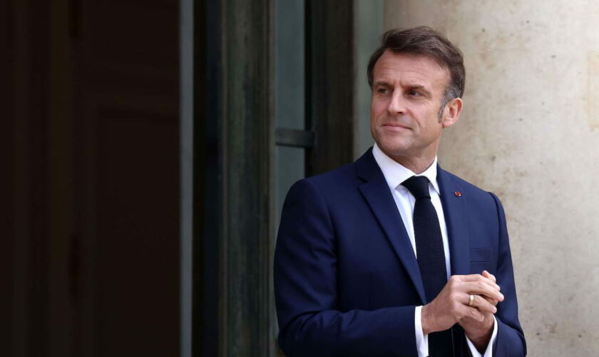 Emmanuel Macron reconnaît de "nombreuses erreurs" durant ses sept ans à l'Élysée