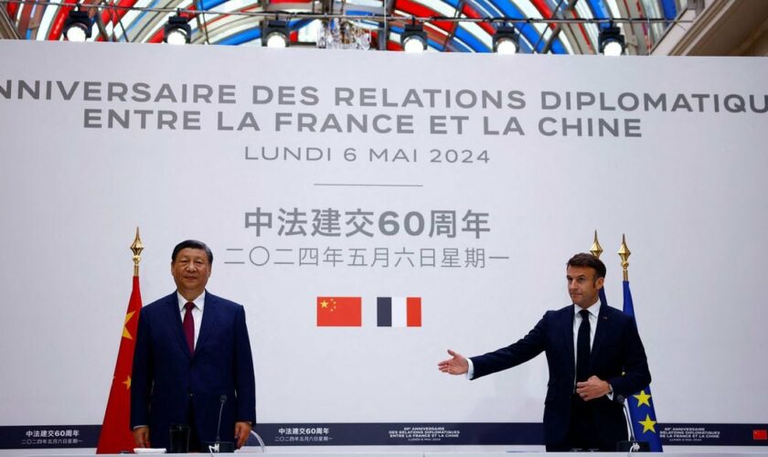 Emmanuel Macron et Xi Jinping, à l'Elysée, le lundi 6 mai 2024.