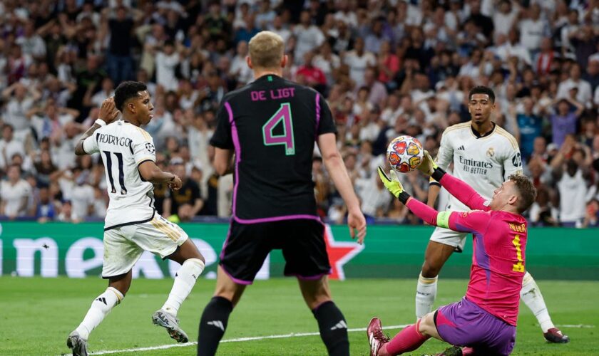 Real Madrid vs Bayern Munich LIVE: Champions League latest score and goal updates as Neuer frustrates hosts
