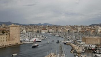 Un millier d’anti-JO manifestent à Marseille