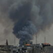 Guerre à Gaza : la menace s'accentue sur la ville surpeuplée de Rafah, des négociations toujours possibles ?