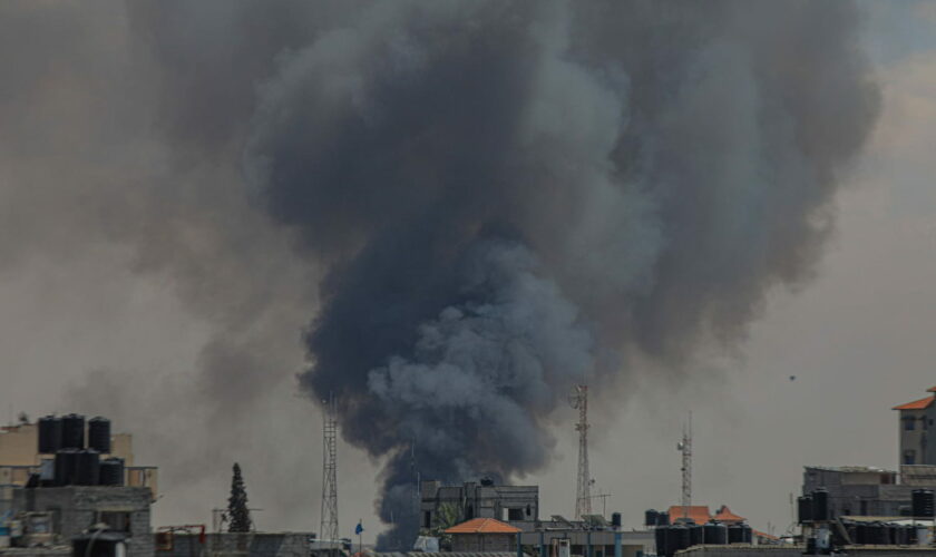 Guerre à Gaza : la menace s'accentue sur la ville surpeuplée de Rafah, des négociations toujours possibles ?