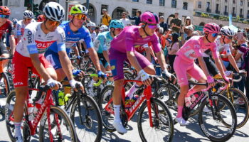 DIRECT. Giro 2024 : un rythme d'enfer pour lancer la 6e étape, suivez la course