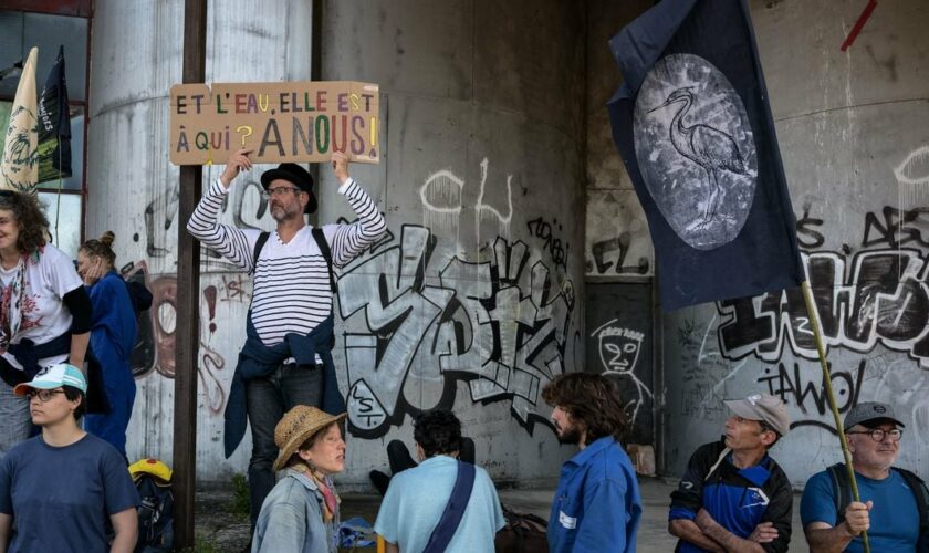 Plus de 5000 militants, selon les organisateurs, 2000 selon le gendarmerie, se sont mobilisés le 11 mai 2024 dans le Puy-de-Dôme à l’appel du collectif "Bassines non merci".