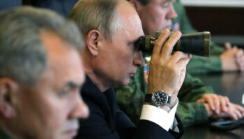 Guerre en Ukraine : Vladimir Poutine limoge son ministre de la Défense Sergueï Choïgou, et lui trouve une nouvelle fonction