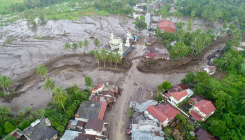 En Indonésie, des inondations font plusieurs dizaines de morts