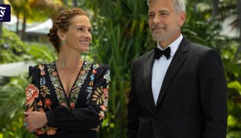 Neues von den Promis: George Clooney und Julia Roberts sammeln Spenden für Biden