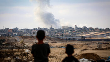 Guerre à Gaza : combats entre soldats israéliens et le Hamas, les civils fuient Rafah