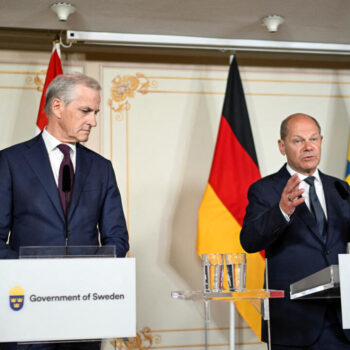 En Suède, Olaf Scholz appelle avec les pays nordiques à renforcer l'aide à l'Ukraine