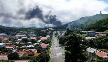 Nouvelle-Calédonie : violences, pillages, incendies, le point sur la situation très tendue à Nouméa