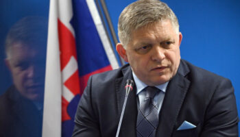 Premier ministre slovaque blessé par balles : le suspect mis en examen pour « tentative de meurtre »