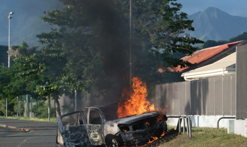 Violences en Nouvelle-Calédonie : nuit « plus calme », opérations de ravitaillement en vue… Le point sur la situation