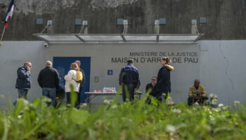 Attaque d’un fourgon dans l’Eure : fin du blocage des prisons, après un accord entre syndicats et ministère