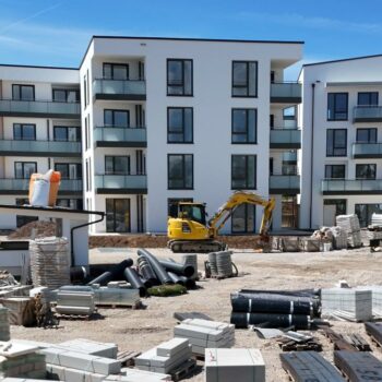 Wohnungen mit weniger DIN-Normen – Buschmann will Baurecht reformieren