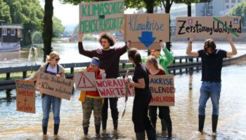 Wetterdienst prognostiziert wieder Starkregen – Klimaaktivisten protestieren im Saarland