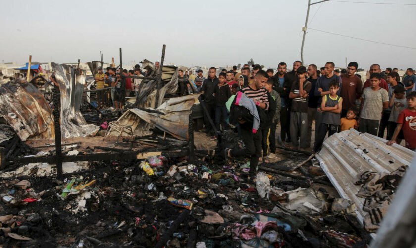 Guerre à Gaza : ce que l’on sait du bombardement israélien qui a fait 40 morts dans un camp de déplacés à Rafah