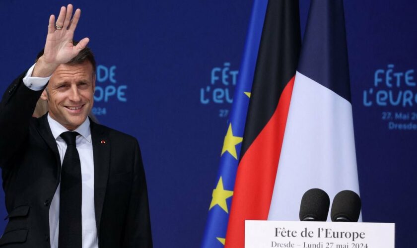 Emmanuel Macron, lors d'un discours devant de jeunes Européens, à Dresde, dans l'est de l'Allemagne où il effectue une visite d'Etat.