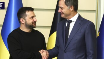 Ukraine-Liveticker: Selenskyj will in Belgien Sicherheitsvereinbarung unterzeichnen