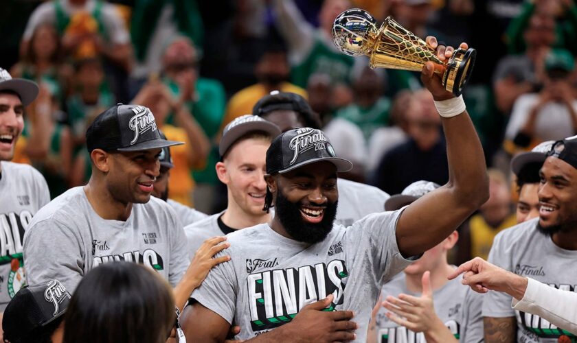 Celtics advance to NBA Finals after completing sweet of Pacers