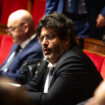 Vive altercation entre l’insoumis David Guiraud et Meyer Habib (LR) à l’Assemblée
