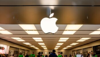 Apple workers in Maryland vote to authorize work stoppage
