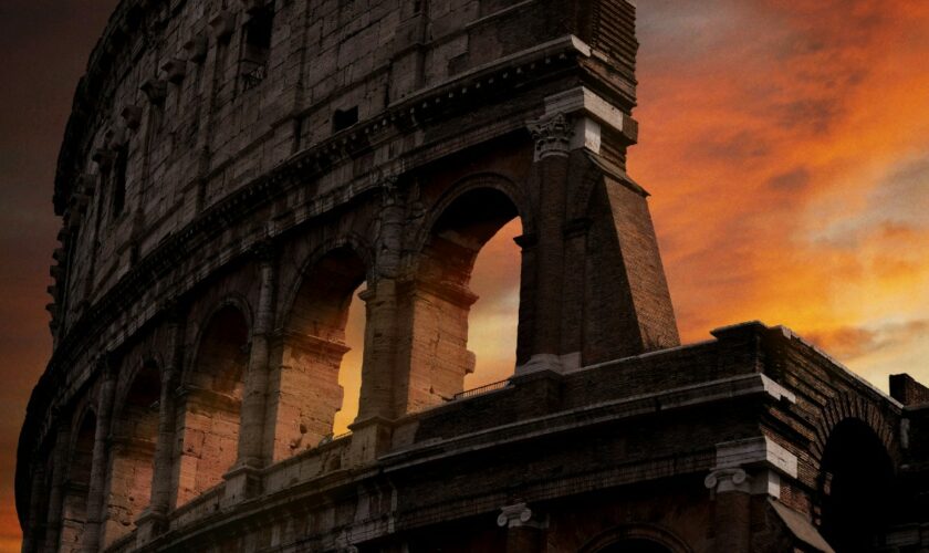 Après la chute de l'Empire, des Romains ont-ils tenté de le reconstruire?