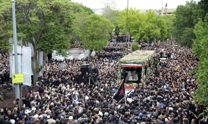 Arrancan los actos fúnebres multitudinarios por la muerte de Ebrahim Raisi, presidente de Irán, en un accidente aéreo
