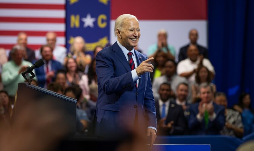 Biden to award Presidential Medal of Freedom to 19, including Pelosi and Ledecky