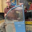 Cuir fatigué, pièces rouillées… à Grigny, cet artiste remet les véhicules de collection « dans leur jus »