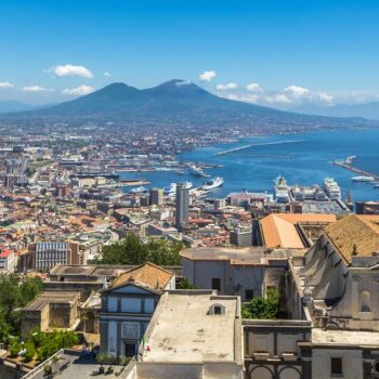 Des dizaines de séismes dans la région de Naples