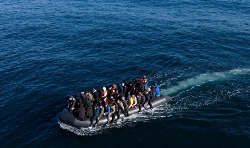 Dos exministros británicos proponen dividir el Ministerio del Interior para abordar la crisis migratoria