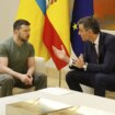 España promete 1.000 millones a Ucrania en 2024 para ayuda militar e impulsar las industrias de defensa de ambos países