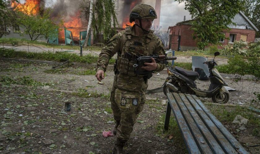 Guerre en Ukraine: en menaçant Kharkiv, la Russie impose un étirement du front