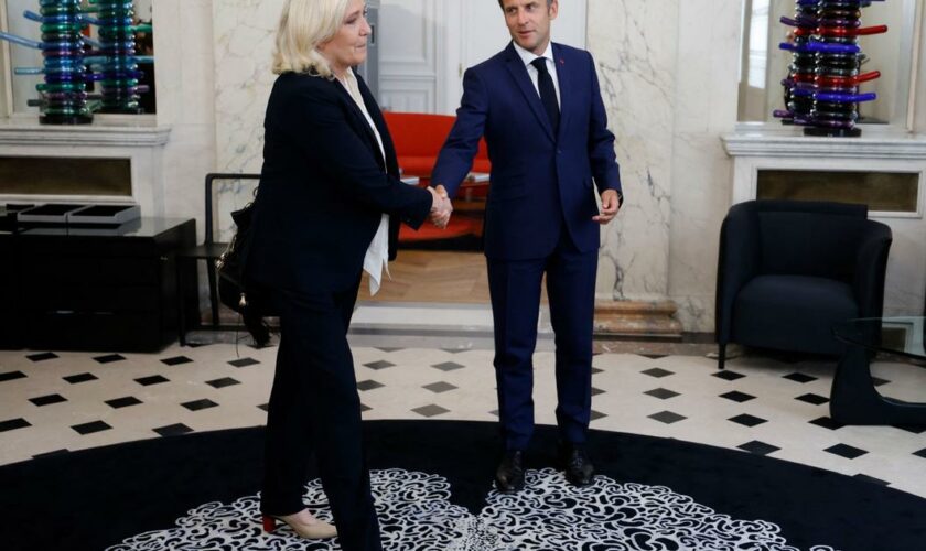 Guillaume Tabard : «Entre Macron et Le Pen, un dérisoire jeu du chat et de la souris autour d’un débat»