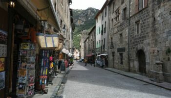 « Il y a des logements pas chers ! » : en Pyrénées-Orientales, ce plus beau village de France cherche des habitants