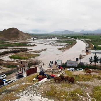 Inundaciones súbitas causan más de 200 muertos y decenas de desaparecidos en el norte de Afganistán