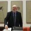 La Junta Electoral abre expediente sancionador contra Tezanos por la encuesta del CIS sobre la carta de Sánchez
