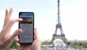 L’intelligence artificielle, gadget ou guide touristique ultime ? On a testé l’appli Roam Around à Paris